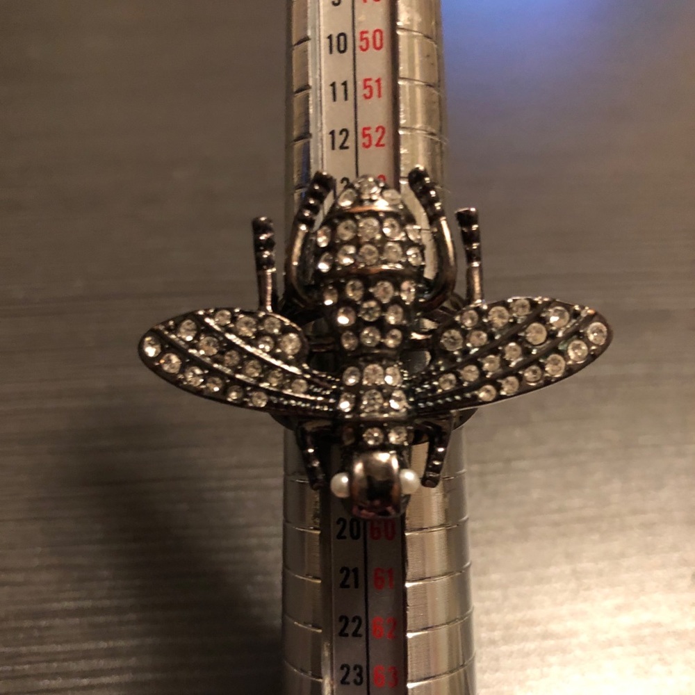 Guess Bumblebee Ring